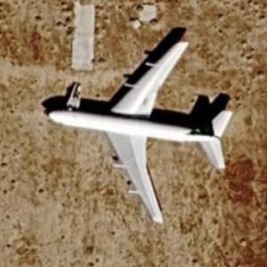 Omega Air Tankers Boeing 707 N707CA (Google Maps)