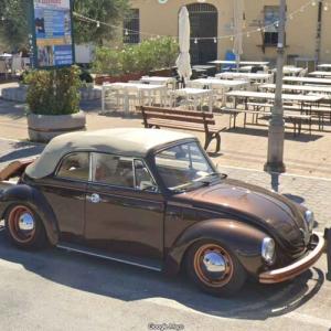 VW Beetle cabriolet (StreetView)