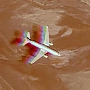 Airplane in flight (Google Maps)