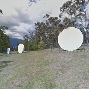 'Movimiento' by Mauro Staccioli (StreetView)