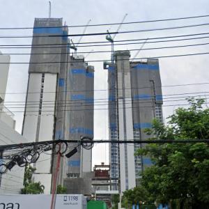 Wan Vayla Na Chaophraya Towers under construction (StreetView)