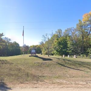 Auran Cemetery (StreetView)