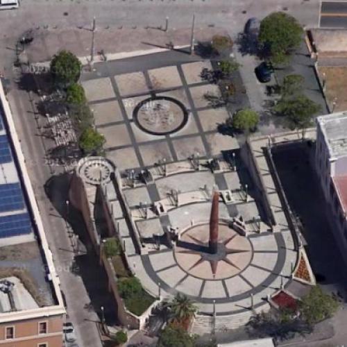 Plaza del Quinto Centenario (Google Maps)