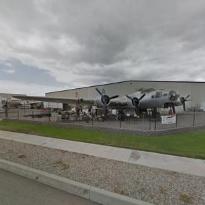 B-17 "Piccadilly Lilly" (StreetView)