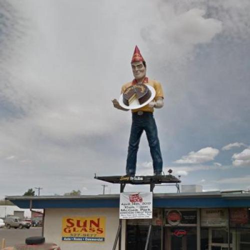Farmington Muffler Man in Farmington, NM (Google Maps)