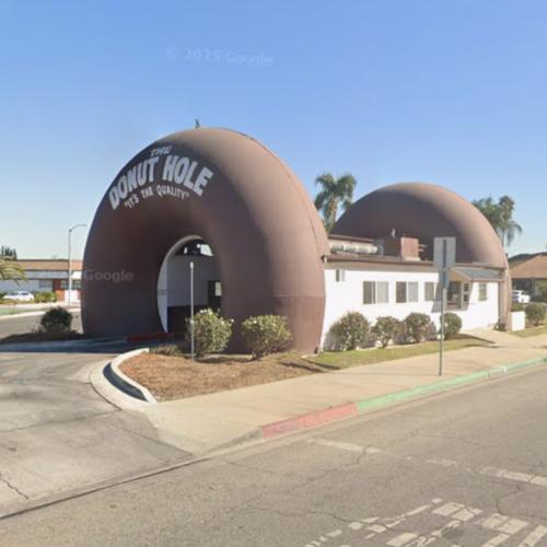 Drive thru donut shop (StreetView)