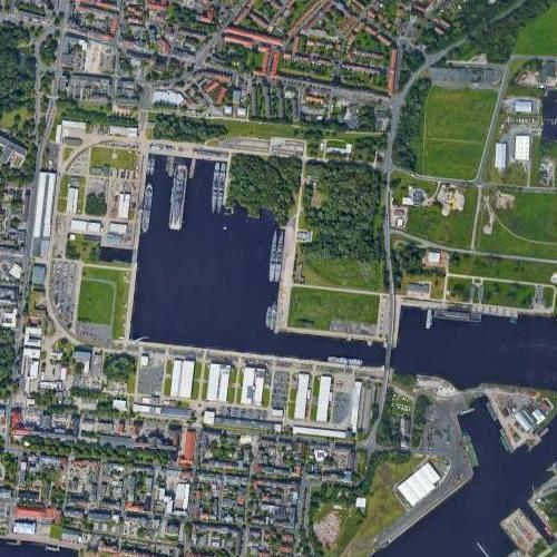 Wilhelmshaven harbor in Wilhelmshaven, Germany (Google Maps)
